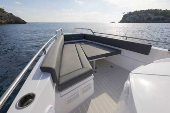 28 CABIN / AC